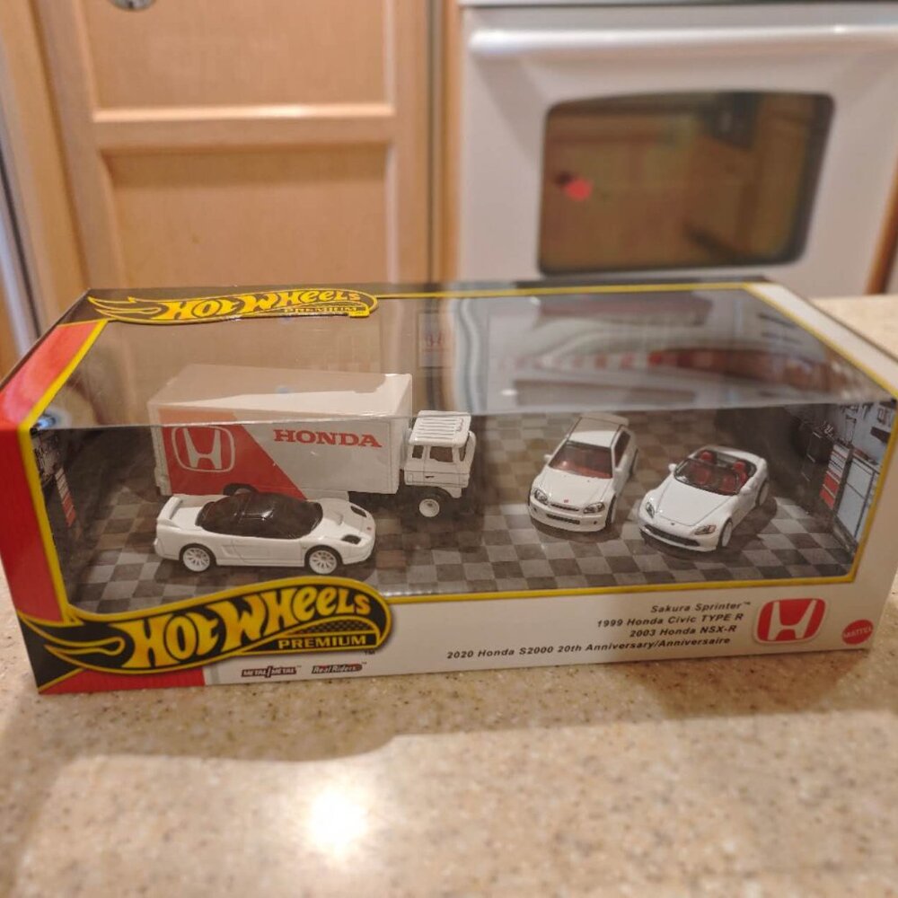 Hot Wheels Premium Honda Collector Display Set - Sealed